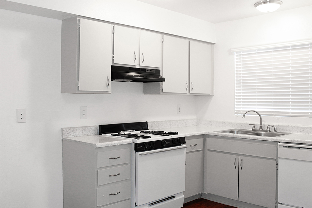 This gourmet kitchens can be viewed in person at the Village Square Apartments, so make a reservation and stop in today.